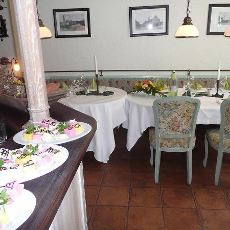 Zum Schwedenkonig Hotel Gadebusch Esterno foto