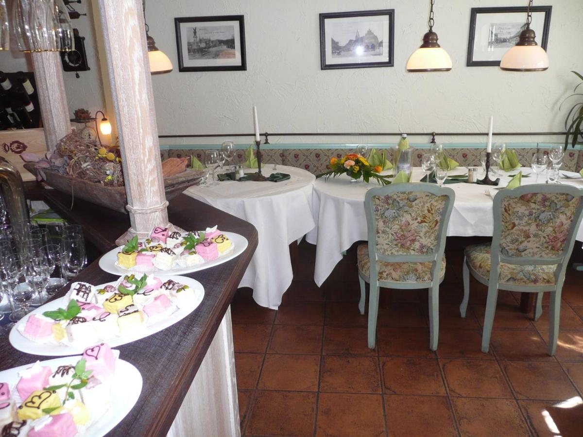 Zum Schwedenkonig Hotel Gadebusch Esterno foto